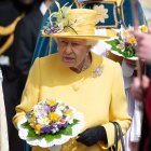 La reina Isabel II asiste a las celebraciones de Jueves Santo