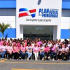 Un total de 27 mujeres de escasos recursos que lograron sobrevivir al cáncer de mama, serán intervenidas quirúrgicamente de forma gratuita, como parte de los programas sociales que ejecuta el gobierno central. Fuente externa 18/10/2019