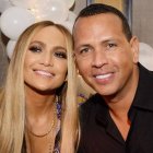  Alex Rodríguez junto a Jennifer López