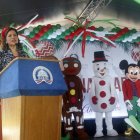 Margarita Cedeño compartió almuerzo navideño con huérfanos por Feminicidio y las familias que los acogen. En foto : DR Margarita Cedeño y los niños HOY Duany Nuñez 19-12-2019