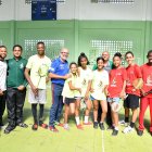 Monte Plata arrasa en el bádminton