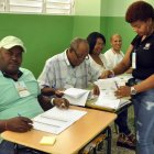 El pais.Ciudadanos ejerciendo el derecho al voto en la Ciudad de Barahona, Azua, y Bani, fotos de Ambiente de los Resintos de Votacion.Hoy/Pablo Matos   16-2-2020
