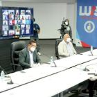 Luis Abinader durante el encuentro.