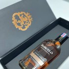  Barceló Gran Añejo, se reinventa con un nuevo y perfecto balance entre sabor y suavidad, apreciado y compartido por los amantes del buen ron. Se trata del relanzamiento de esta extensión de la marca Ron Barceló, la cual exhibe un nuevo líquido más suave y presentación más Premium, adaptado a los gustos y apreciación por los consumidores de ron.