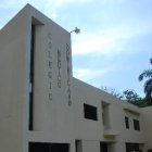 El País: Fachada del Colegio Médico Dominicano en el Distrito Nacional. Hoy, 14 de septiembre del 2010.- Juan Romero fotoreportero.-