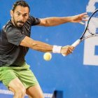 Victor Estrella, la gran estrella del tenis de la República, que dio grandes triunfos al país en los Torneos del Ciclo Olímpico.