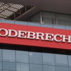 A sign of the Odebrecht Brazilian construction conglomerate is seen at their headquarters in Lima,  Peru, January 24, 2017. REUTERS/Guadalupe Pardo
