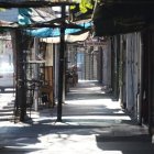 Todas las escuelas, los comercios no esenciales, la restauración estarán clausurados hasta nuevo aviso en los 52 municipios que integran la región, uno de los focos de la pandemia que ya estuvo en cuarentena total durante un mes el pasado abril y en 2020 durante ocho semanas.