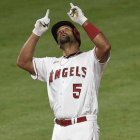 albert-pujols-dispara-grand-slam-con-su-jonron-658-de-su-carrera
