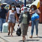 La resolución del Ministerio de Salud recomienda la mascarilla pese a lo anunciado por Abinader sobre eliminar las restricciones.