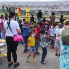 (foto) entrega de mochilas