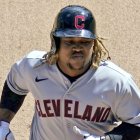 José Ramírez conectó ayer de 4-3 en la victoria de los Indios.