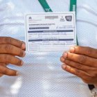 Conocerán el lunes dos recursos contra presentación obligatoria de tarjeta de vacunación
