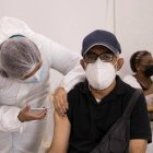 El doctor Salazar recomendó practicarse pruebas frente a síntomas.EFE