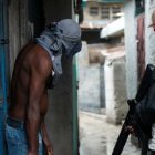 “Barbecue” dijo que está dispuesto a desalojar a Henry. AP