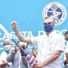 Presidente Luis Abinader y el  director  Inapa Wellington Arnaud inauguraron acueducto.