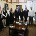 Acompañaron al presidente Abinader la vicepresidenta, Raquel Peña; el ministro de Hacienda Jochi Vicente y la directora de Prodominicana, Biviana Riveiro.
