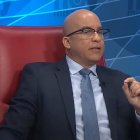 Homero Figueroa, vocero de la presidencia, expone su parecer sobre la reforma constitucional.