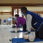 SNS educa población sobre reanimación cardiopulmonar con las manos