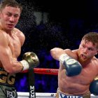 “Canelo” Alvarez (d) en una de sus peleas con Golovkin