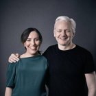 1_PAY-Julian-Assange-and-Stella-Morris
