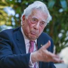 vargas-llosa-dice-que-ordeno-declarar-sus-ingresos-sin-ninguna-excepcion-foto-efe