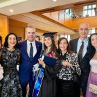 Luis Abinader juntos a su hija Graciela y demás familiares.