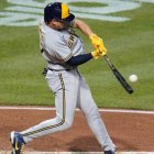 El dominicano Willy Adames, de los Cerveceros, despachó ayer su jonrón 16 del año ante los Piratas.