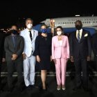 Nancy Pelosi al momento de llegar este martes a Taiwán en medio de tensiones con China.