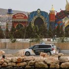 Un muerto y 40 heridos por caída de un escenario en festival