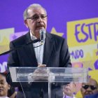 Danilo Medina juramenta peledeístas.