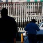 Hombre abre fuego contra migrantes en Texas cerca de México