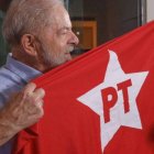 Lula gana la presidencia de Brasil.