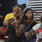 Niños, niñas y adolescentes de la comunidad recibirán clases prácticas y teóricas durante tres horas diarias sin costo alguno.