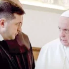 Zelenski llega al Vaticano para reunirse con el papa Francisco