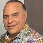 En declaraciones en el programa radial Sol de la Tarde, Micky precisó que su relación con el legislador Gutiérrez fue comercial, que inició en el año 2010, basado en compra de facturas para diversas constructoras en Santiago y precisó que no tiene vínculo familiar con el diputado. (Fuente externa).