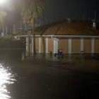 Idalia deja más de 250.000 hogares sin luz en Florida, sin muertes confirmadas
