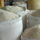 Sacos de imágenes de sacos arroz a la venta. (Foto de archivo).