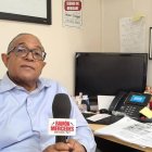 Z Z Z Z Z Experto en seguros de salud preocupado advertencia 30 millones