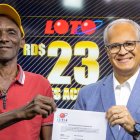 Leidsa-entrega-certificado-a-mecanico-que-gano-RD23-millones