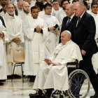 Pope presides over Holy Chrism Mass on Maundy Thursday