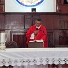 «El fuego inició a las 9 y todavía a la 1 estaban buscando ayuda», dice sacerdote sobre incendio cárcel La Victoria