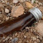 Menor de edad ataca a otro con casco de botella en Imbert, Puerto Plata