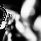 Atracadores hieren a tres personas en el barrio Enriquillo de Herrera