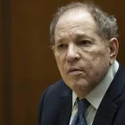 Corte de Apelaciones de Nueva York anula la condena por delitos sexuales a Harvey Weinstein.