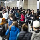 Unos 80 millones de estadounidenses viajarán en Acción de Gracias, una cifra récord