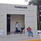 «Cualquiera viene y se puede llevar un niño», dicen docentes que dan clases en funeraria en Tenares