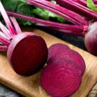 La remolacha es un súper alimento, fresco, con poca grasa, diversas vitaminas y minerales. ¡Consúmala!