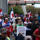 Marcha hacia el Palacio.  Foto: Alexis Monegro