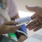 Bono madres | Más de 182 mil llamadas atendidas al *462: OGTIC aclara fallas en la línea